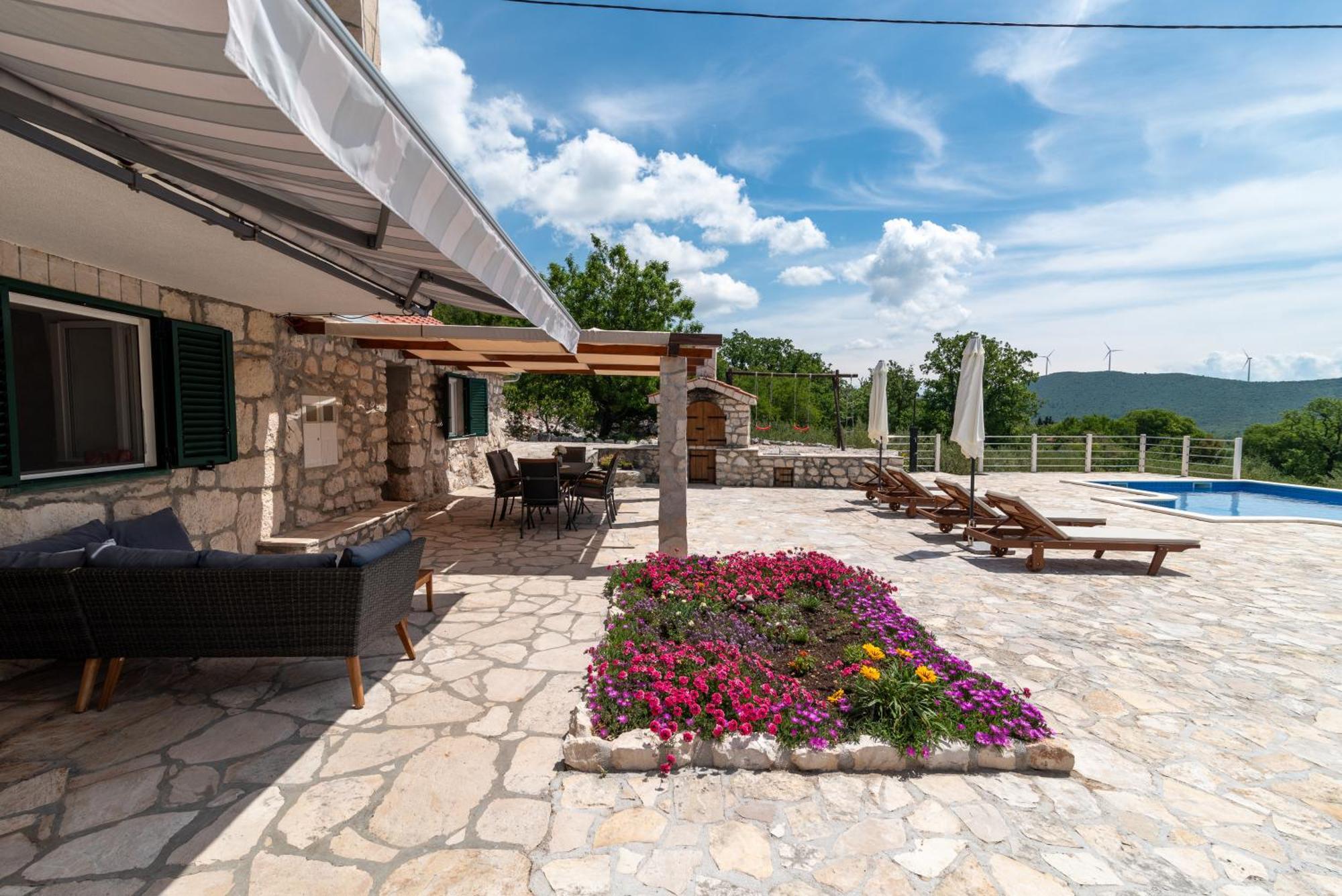 Villa Zuza Bristivica Exterior photo